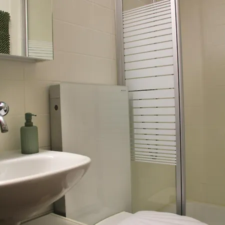 Am 5min Nach 20min Nach Interlaken * Spiez